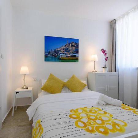Studio & Apartments On The Beach By Aspentlv تل أبيب المظهر الخارجي الصورة