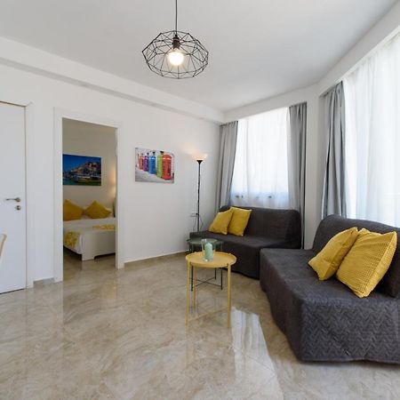 Studio & Apartments On The Beach By Aspentlv تل أبيب المظهر الخارجي الصورة