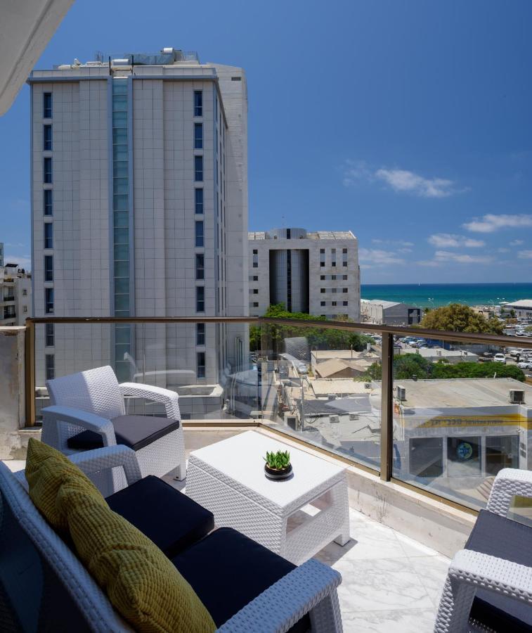 Studio & Apartments On The Beach By Aspentlv تل أبيب المظهر الخارجي الصورة