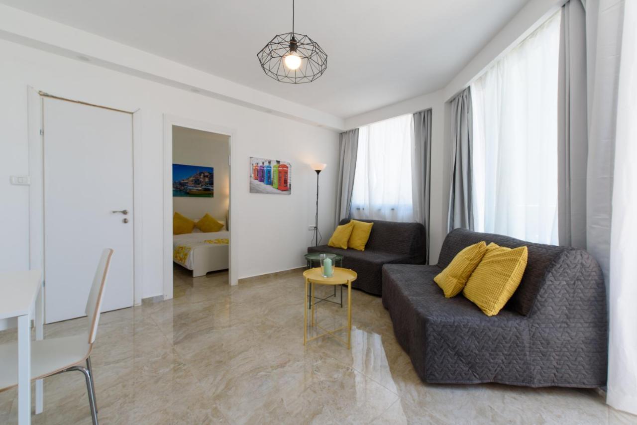 Studio & Apartments On The Beach By Aspentlv تل أبيب المظهر الخارجي الصورة